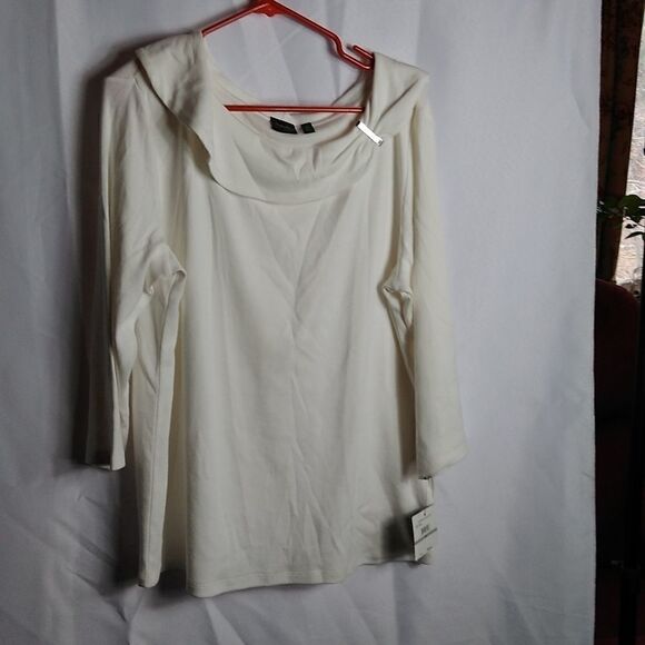 Rafaela sweater  - Picture 1 of 6